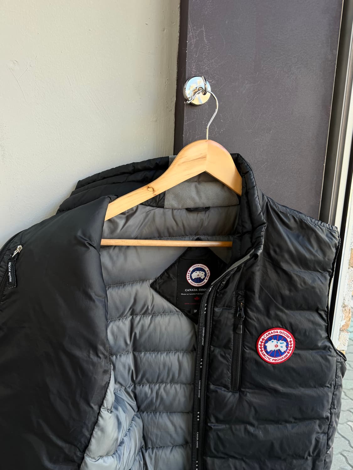 S/ 캐나다구스 롯지 나일론 다운 패딩조끼 상품이미지7
