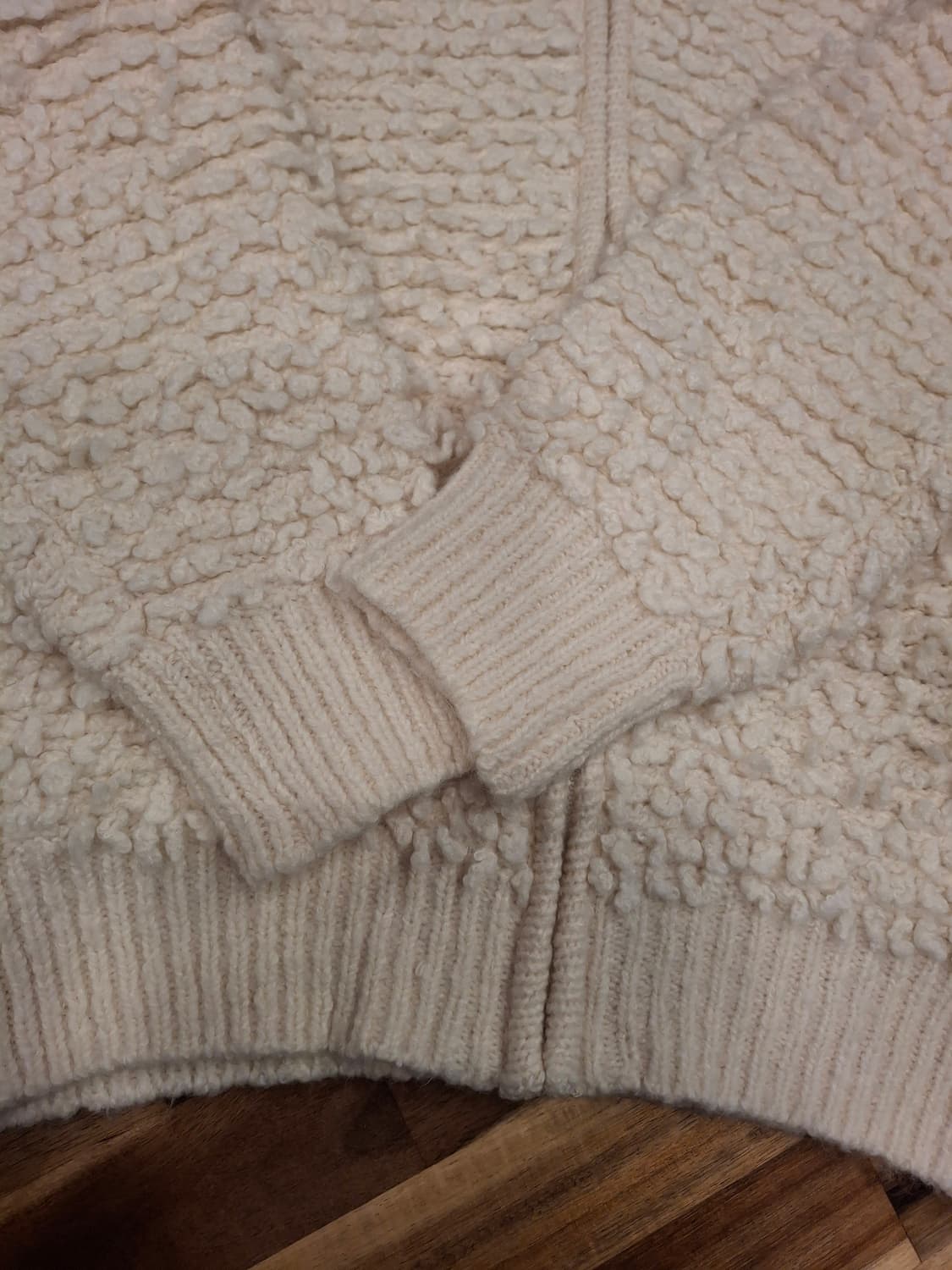 (마지막특가) SJYP 부클니트 후드집업 M 새상품 상품이미지4