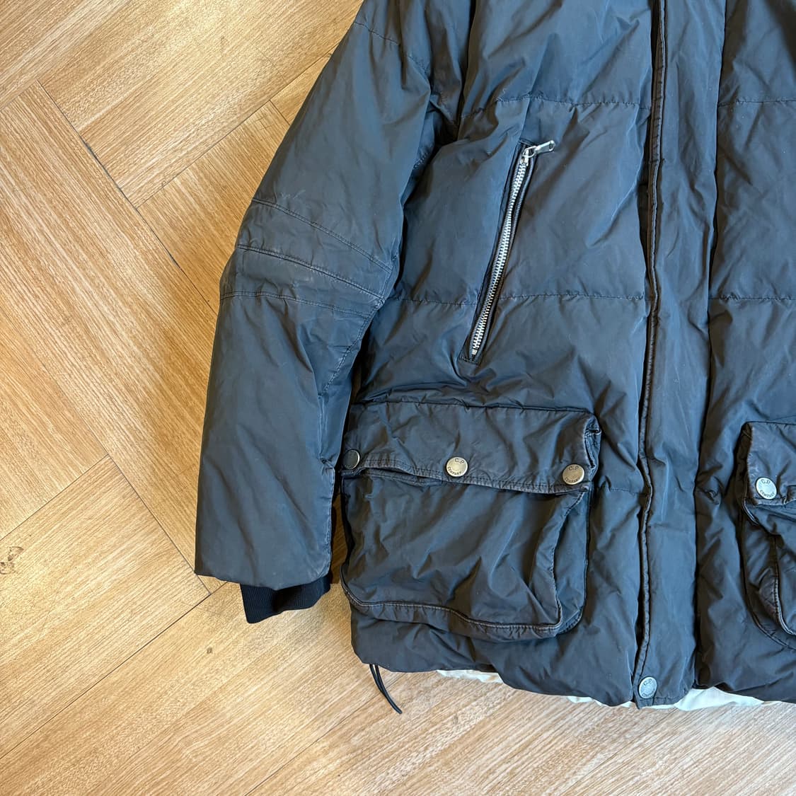 씨피컴퍼니 PIUMA DOCA 워치 파인더 푸퍼 자켓 상품이미지3