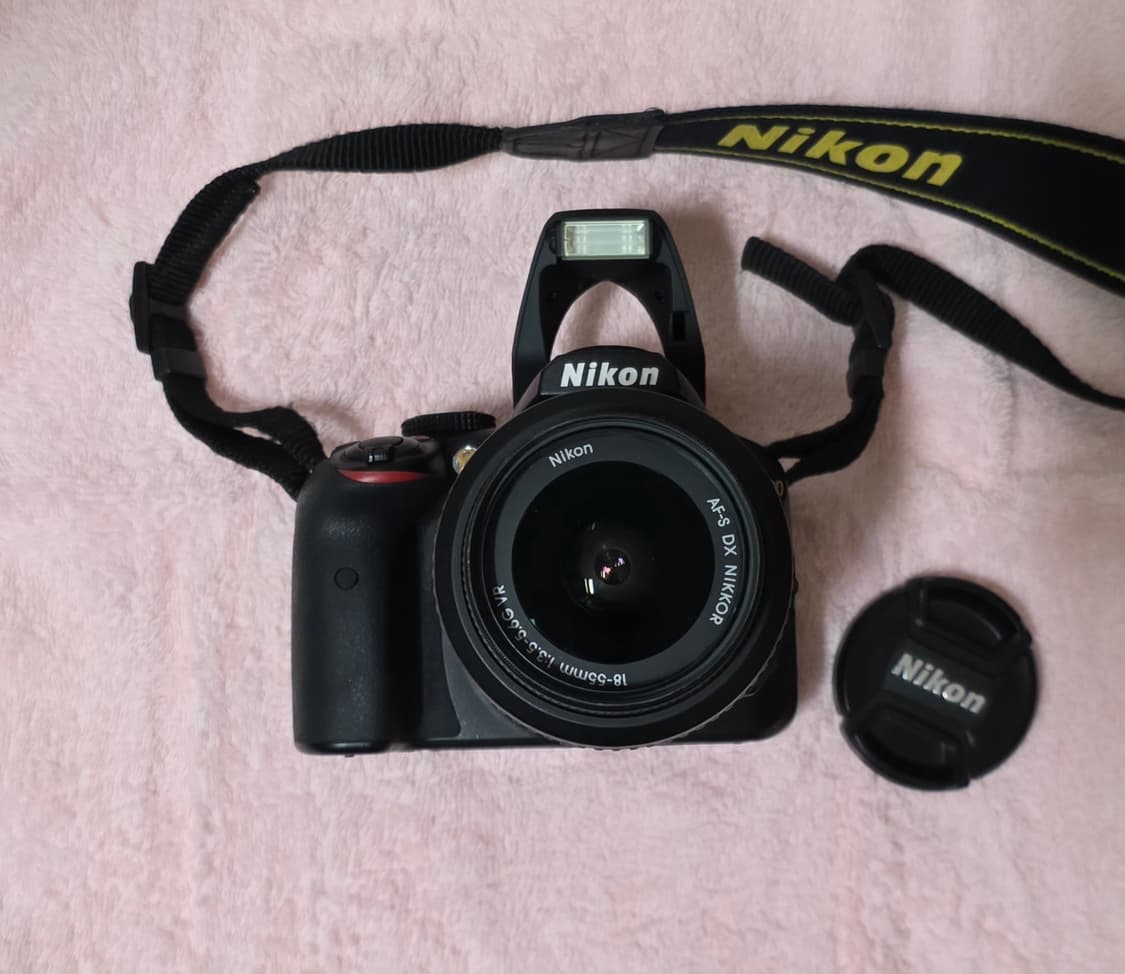 니콘 D3400 DSLR 카메라와 18-55mm 렌즈 함께 판매합니다. 상품이미지3