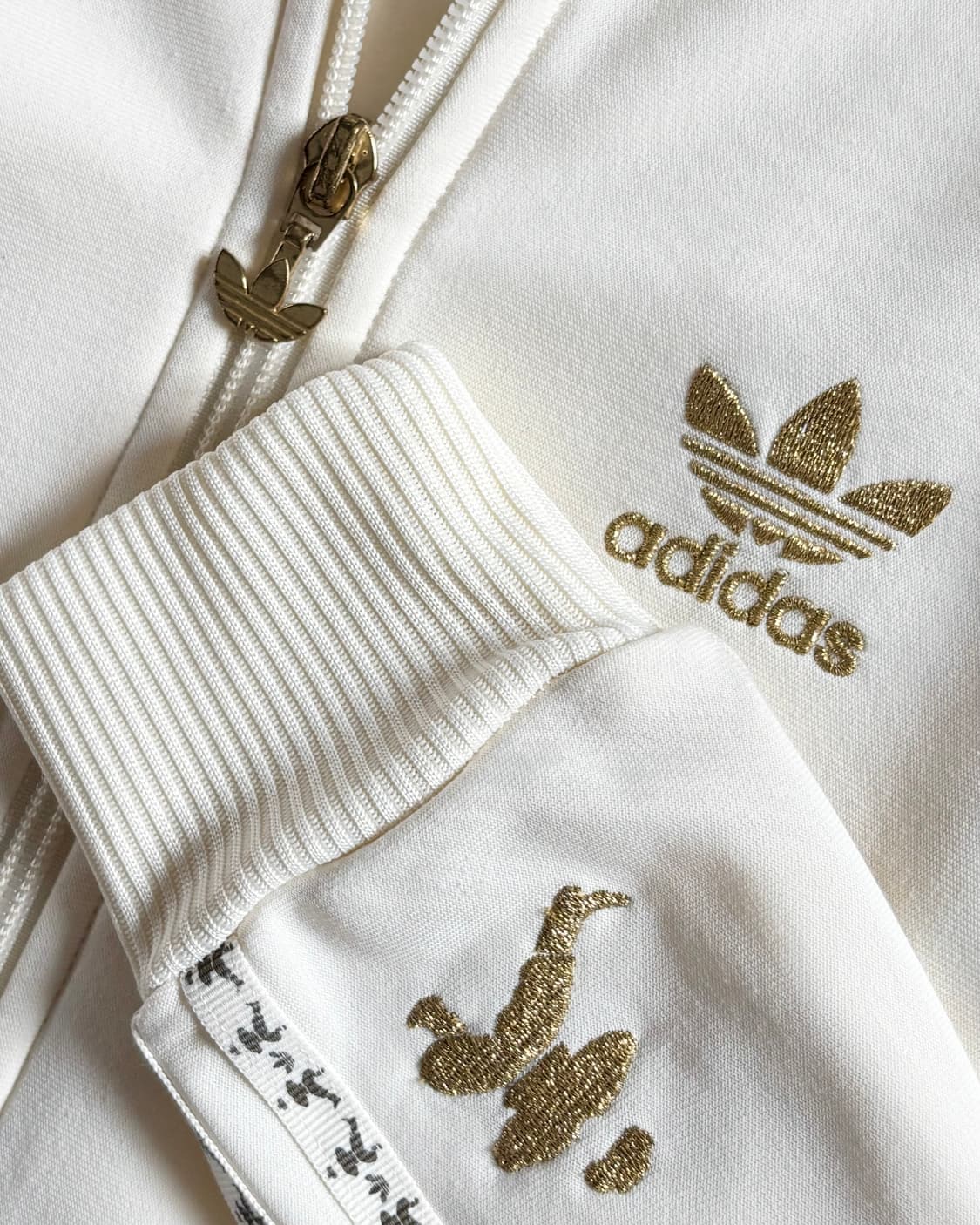 Adidas 아디다스 크림컬러 러시아 트랙탑 상품이미지4