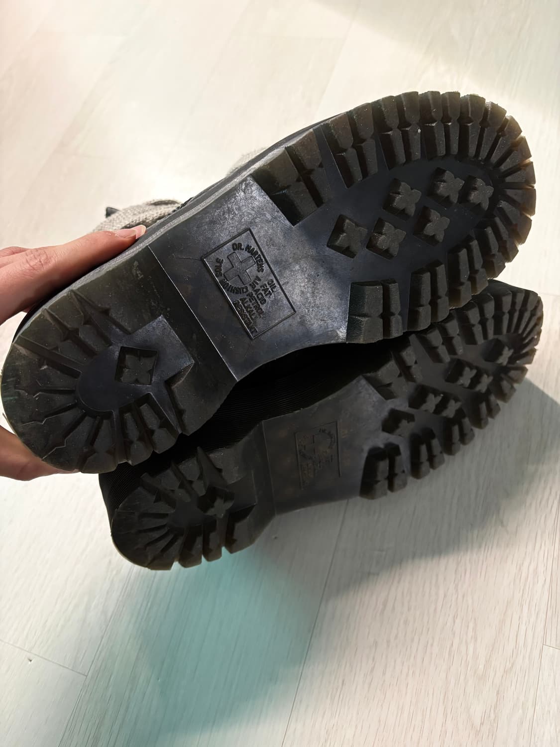 닥터마틴 x 릭 오웬스 1460 RO 레더 레이스 업 플랫폼 부츠 블랙  상품이미지5