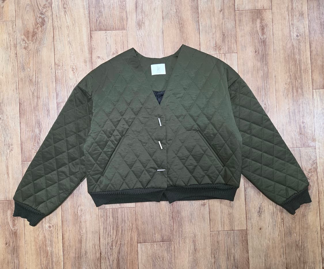 에콘(EKON) 마카롱 퀼팅 크롭자켓 프리사이즈 새상품 상품이미지4