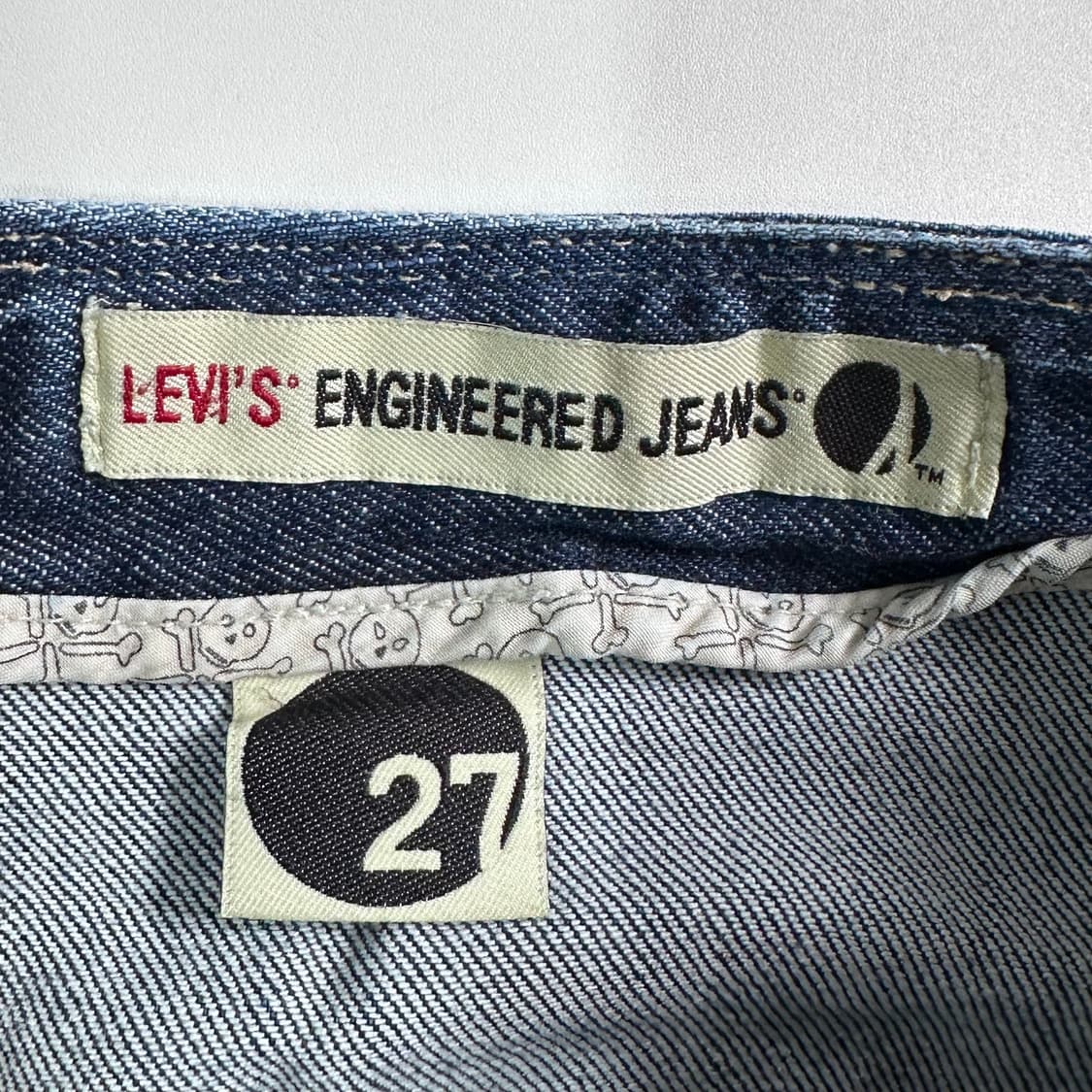 리바이스 엔지니어드 데님 스커트 상품이미지5