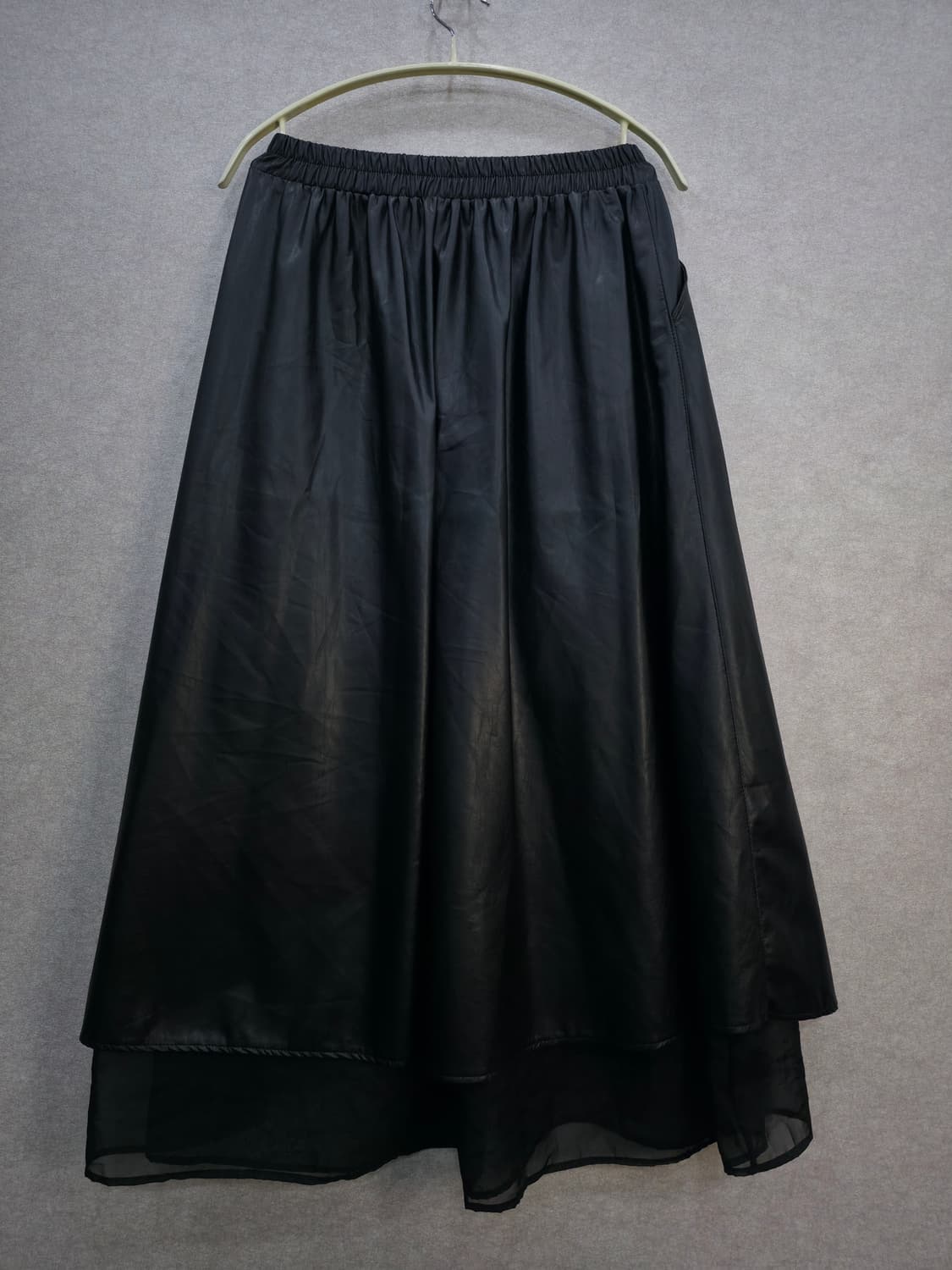 레이어드 시스루 레더 플레어 롱 스커트 상품이미지2