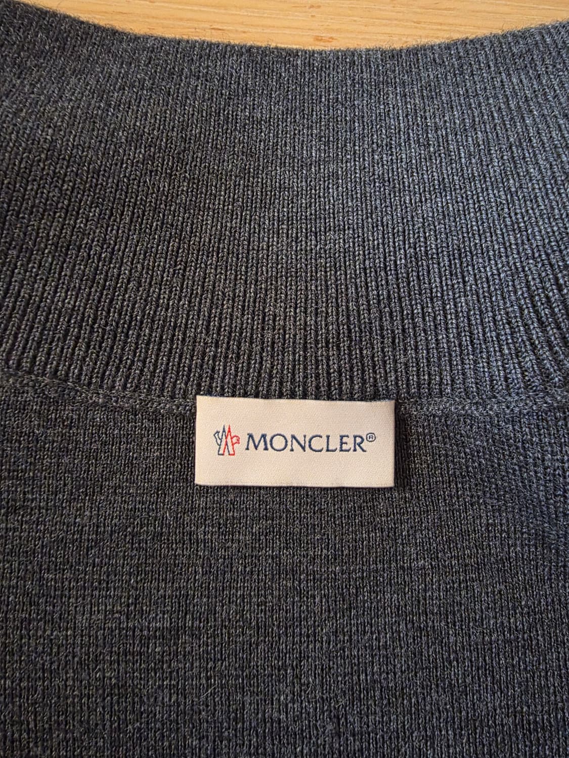 몽클레어 니트집업 상품이미지9