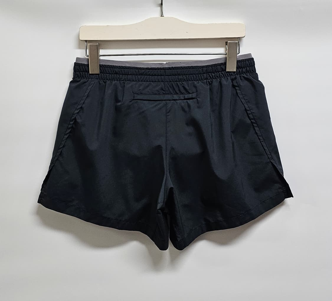 나이키 여성 드라이핏 러닝쇼츠 M 상품이미지2