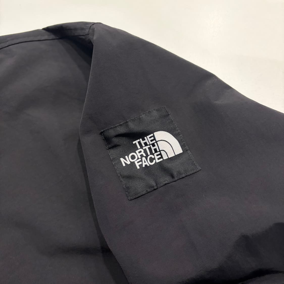 [XL] 노스페이스 화이트라벨 블랙/화이트 아노락 바람막이 B511 상품이미지4