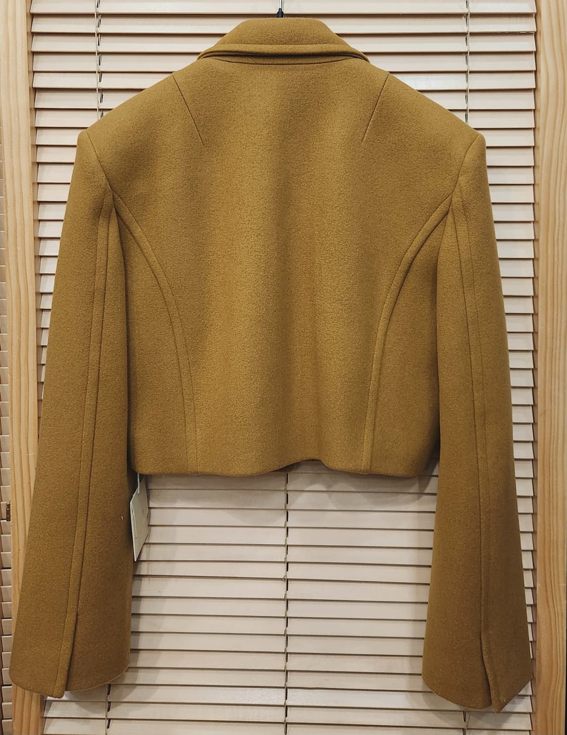 (새상품)블로썸 카멜 울 크롭자켓 상품이미지3