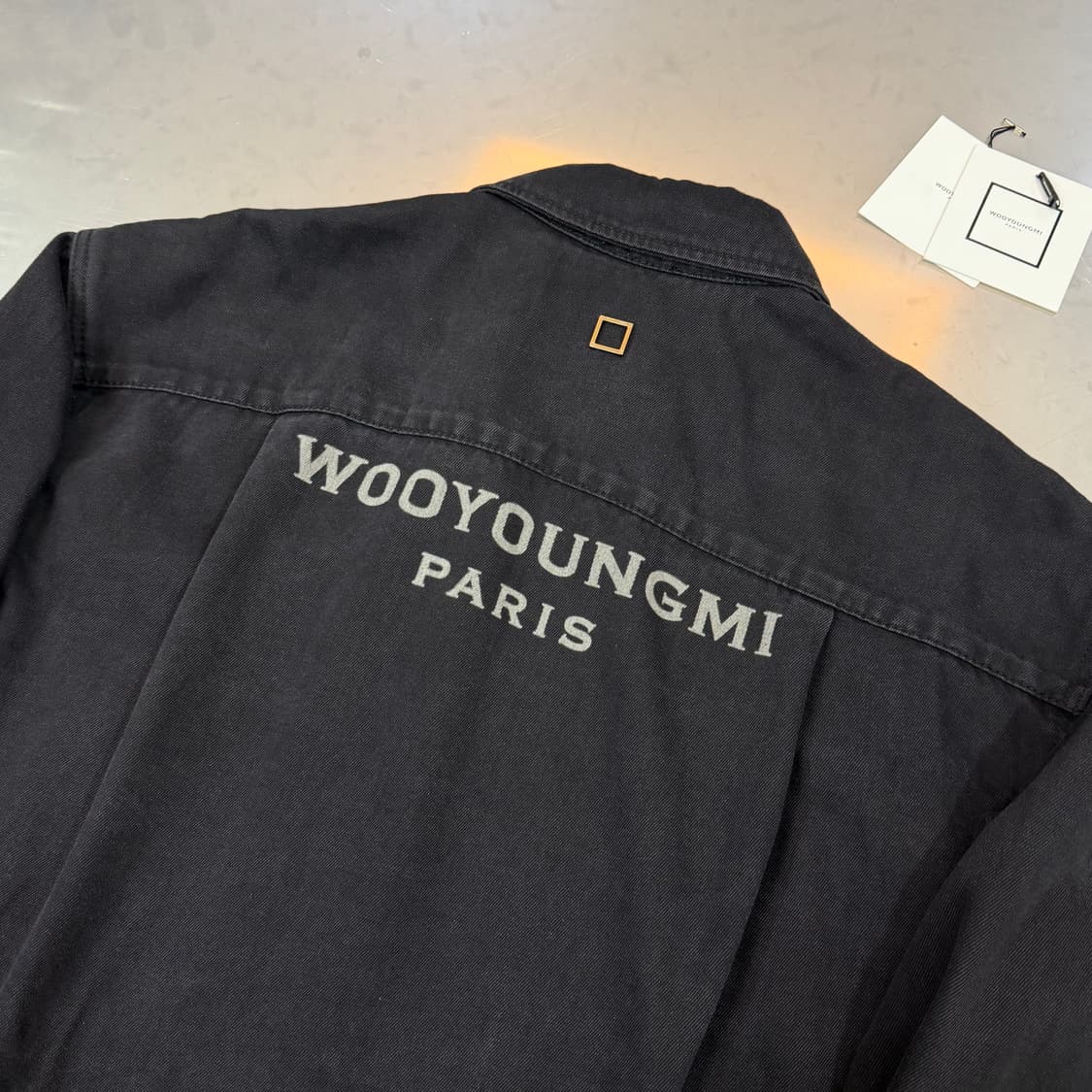 [리오브] 우영미 백로고 데님 셔츠 상품이미지3