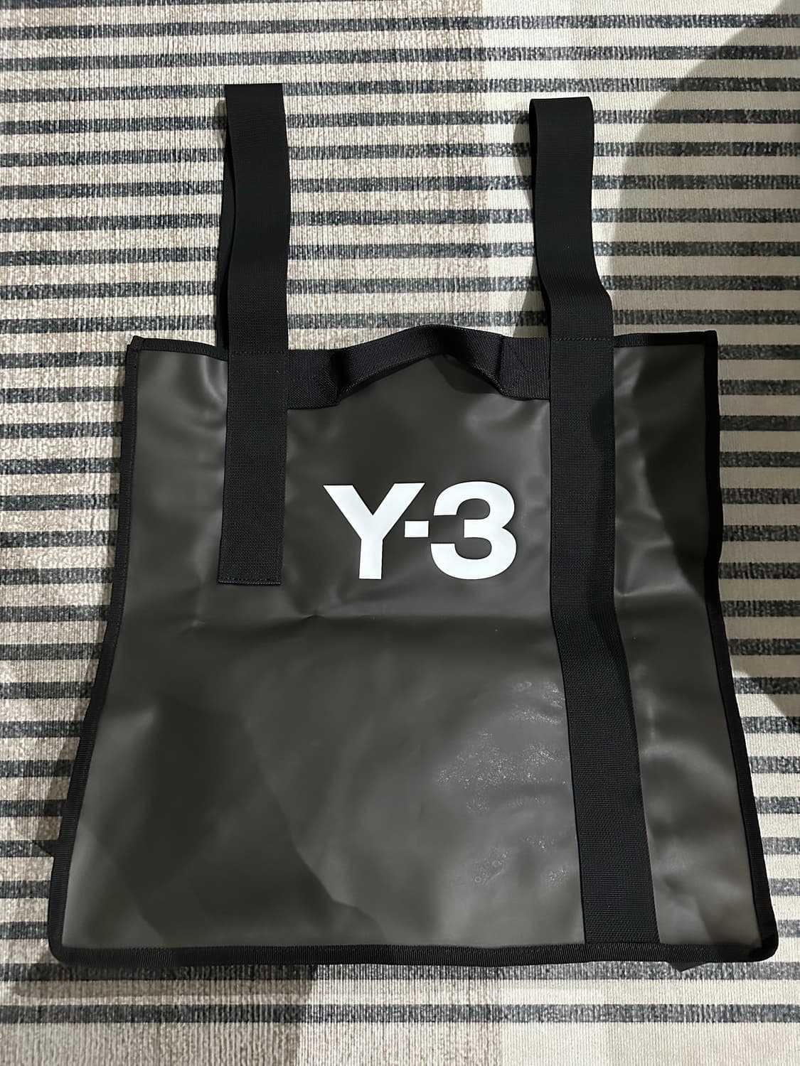 (새제품) Y3 요지야마모토 비치 토트백 PVC가방+더스트백포함 상품이미지3