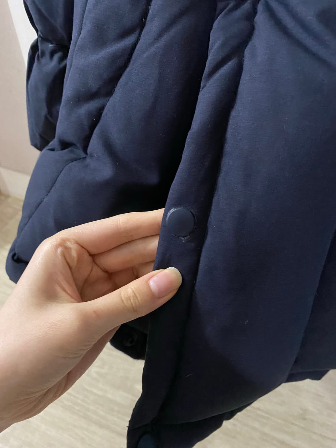 엔와이엑스엑스 커브라인 다운푸퍼 패딩 네이비 상품이미지6