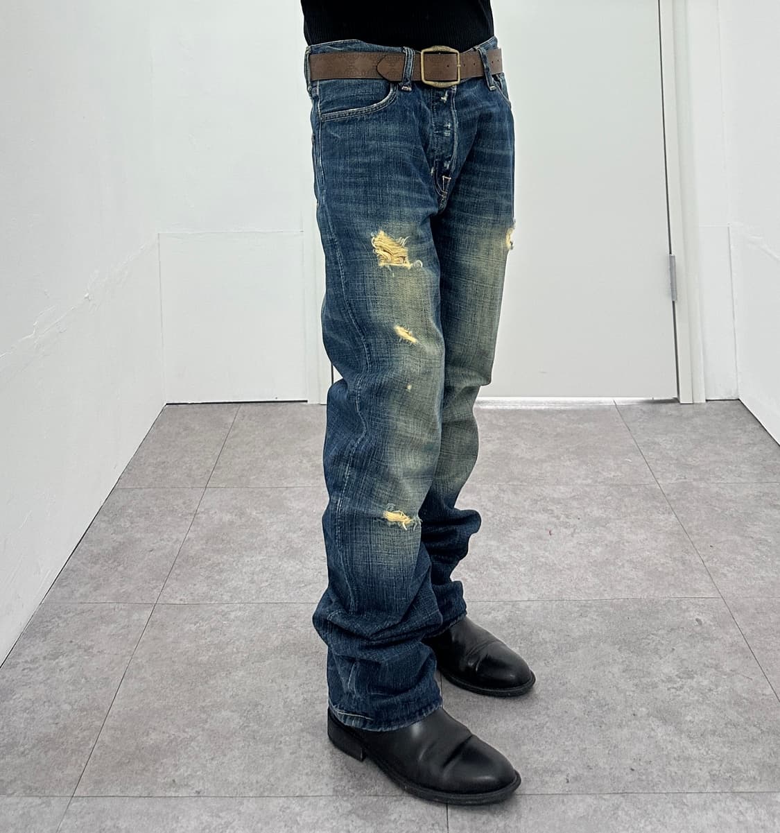 Abercrombie & Fitch Distressed Denim Jea 상품이미지2