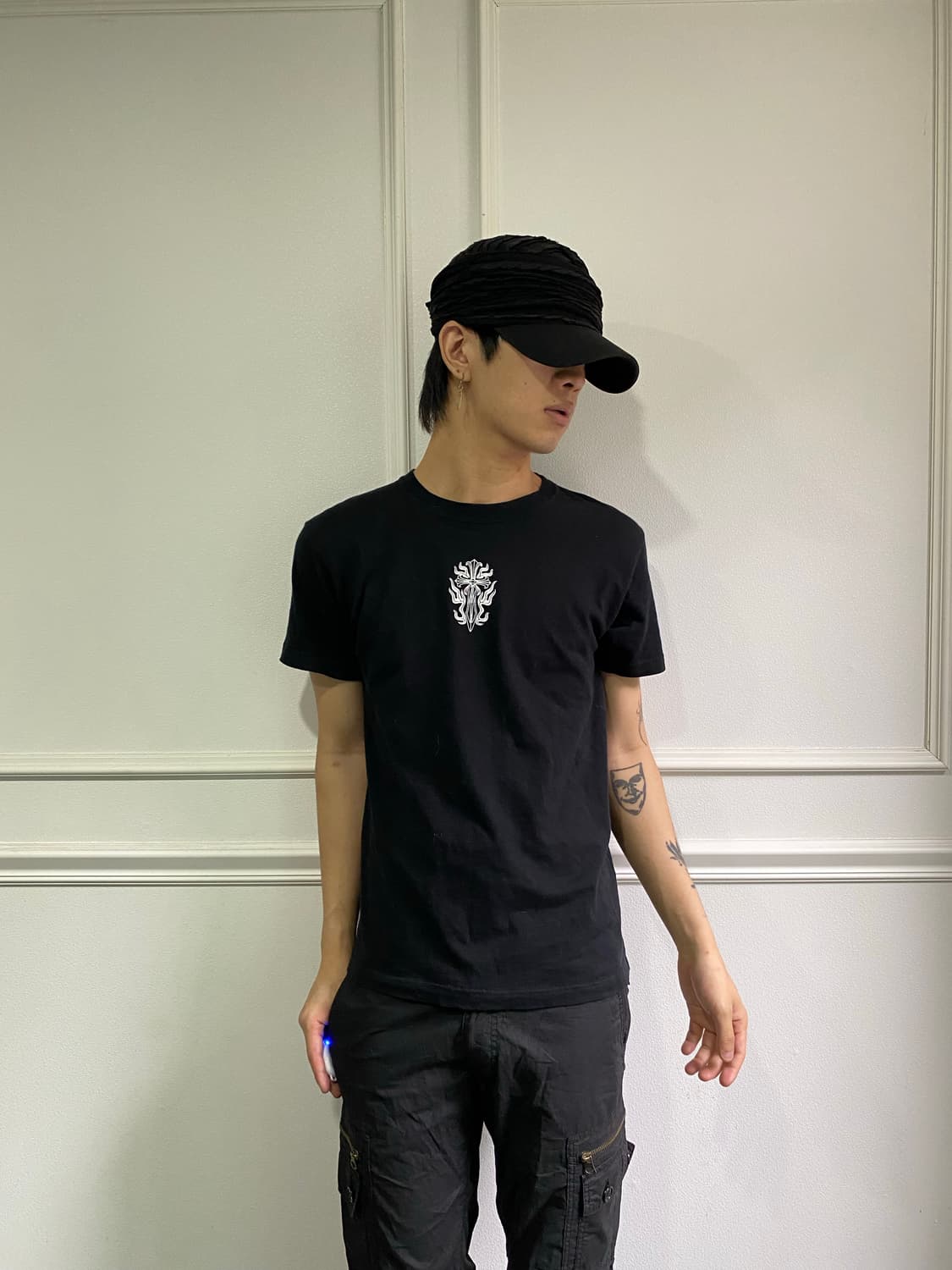  Back Cross Print Tee 상품이미지2