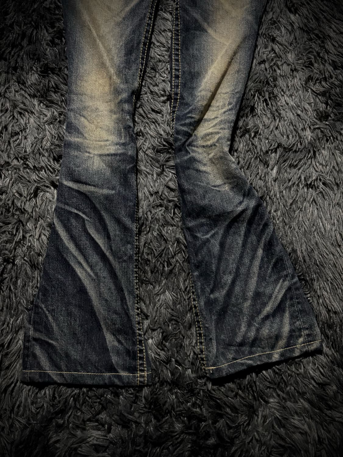 LOLITA JEANS 워싱 레터링 자수 지퍼 포켓 부츠컷 데님팬츠 상품이미지4