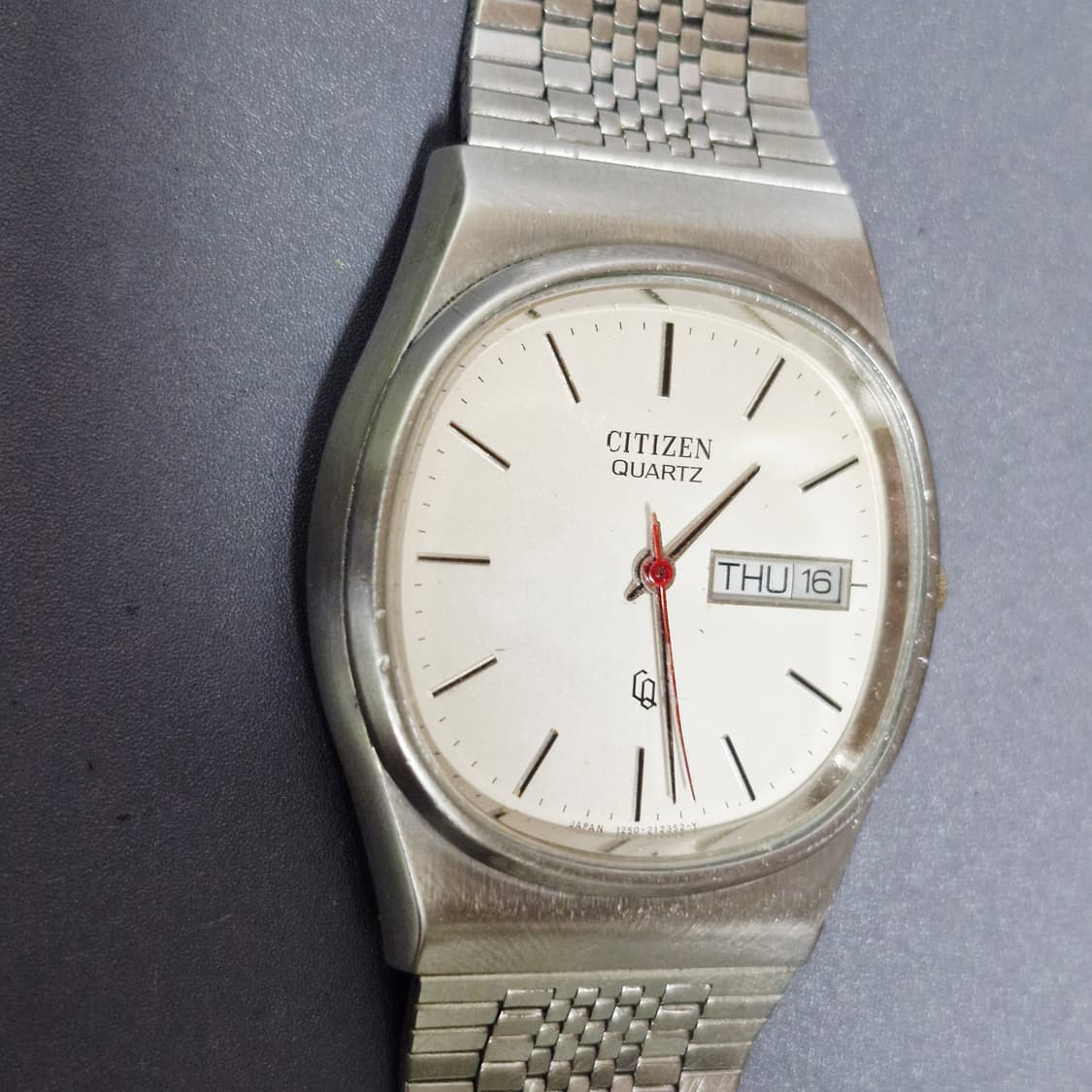 시티즌 빈티지 쿼츠 시계 상품이미지3