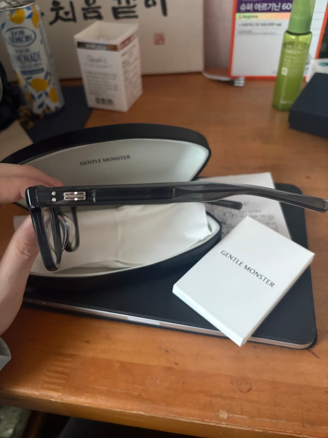 젠틀몬스터 EVAN 상품이미지3