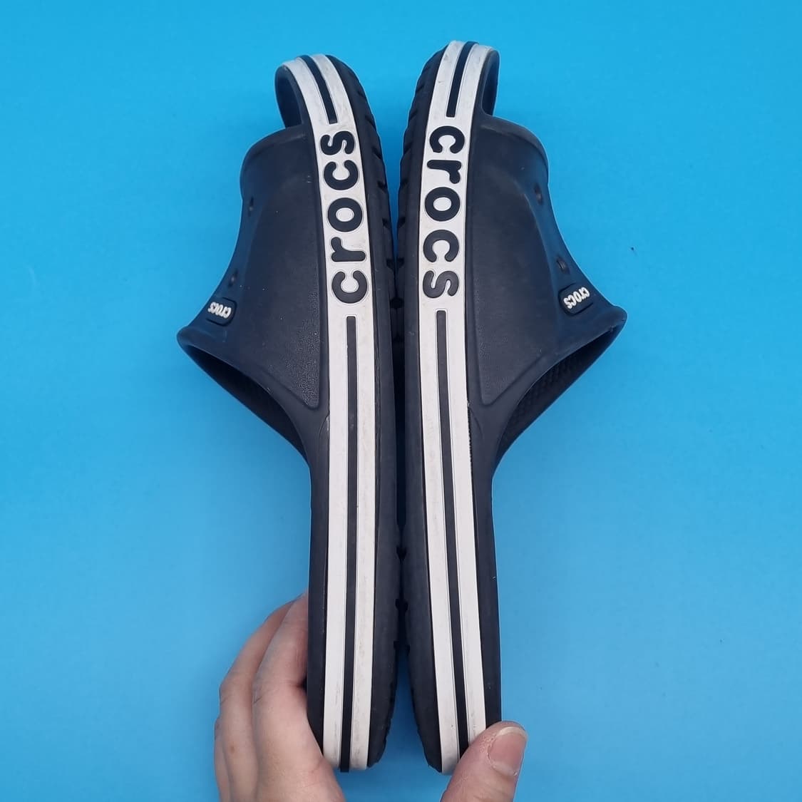 O 크록스 바야밴드 슬라이드 m7 260 상품이미지5