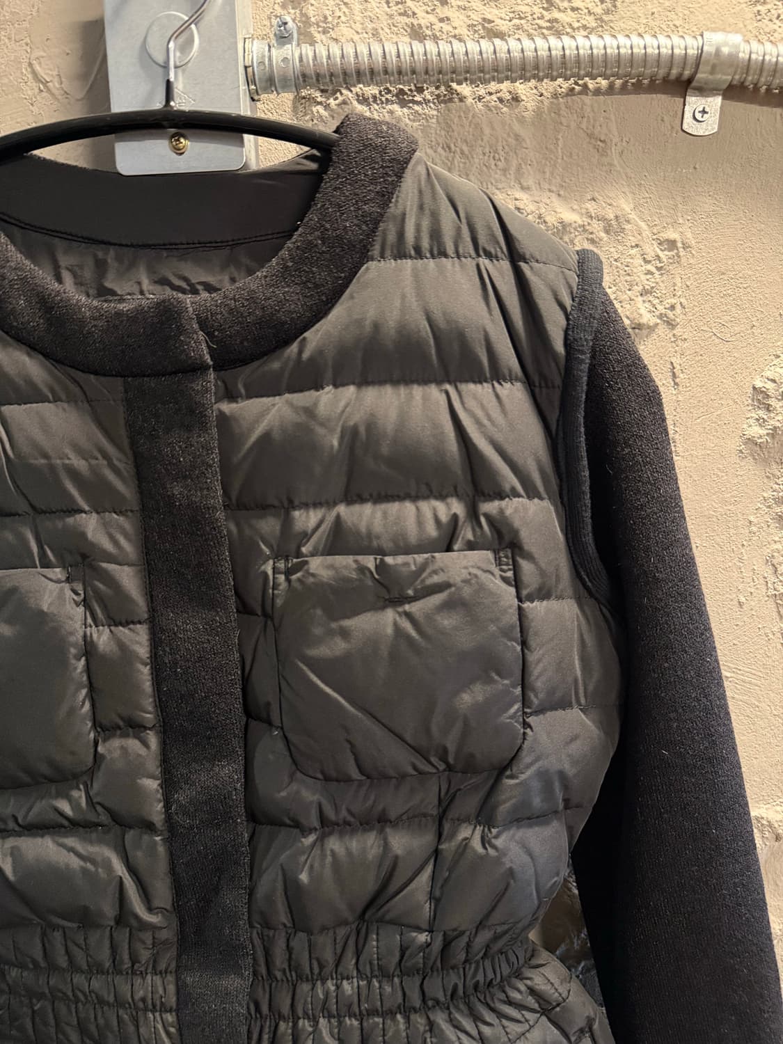 42 시슬리 SISLEY 퀼팅 덕다운 배색 패딩 자켓 블랙 상품이미지3