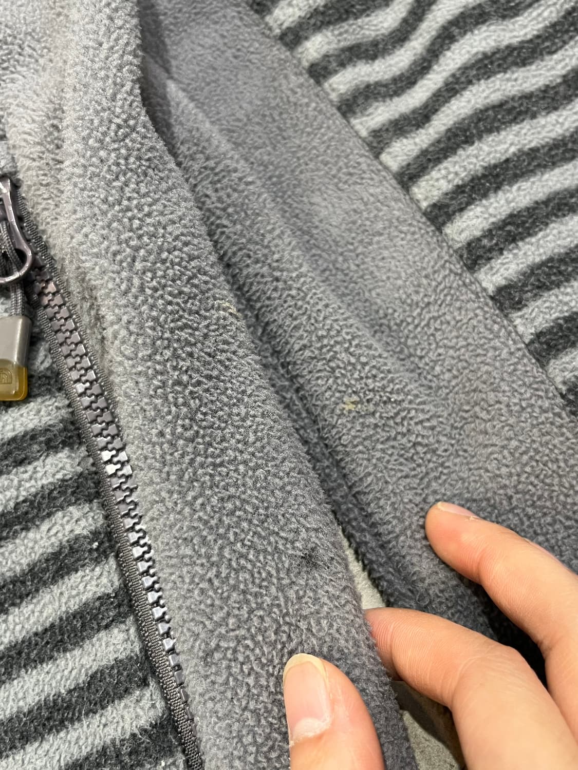 노스페이스 그레이 스트라이프 후리스 자켓 상품이미지9