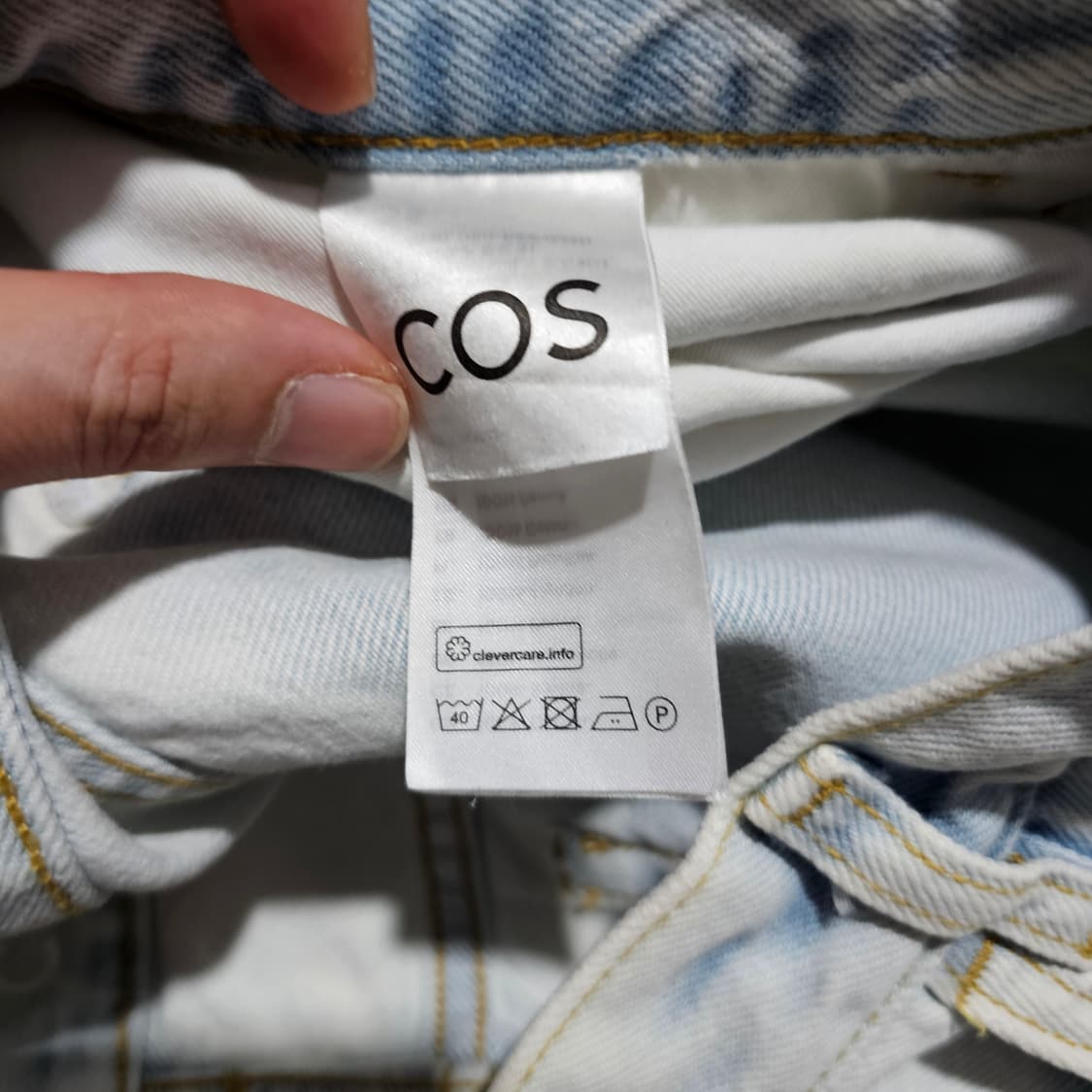 COS 레귤러핏 데님 팬츠 상품이미지4