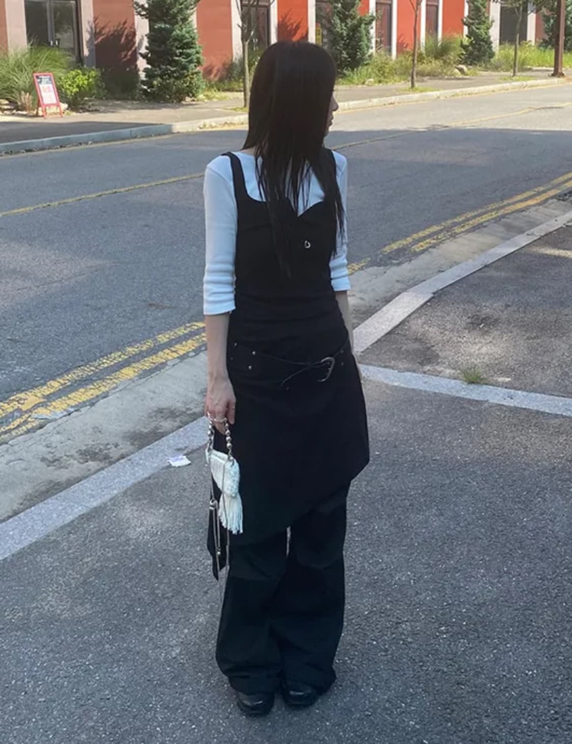 더니로 언발 셔링 원피스 블랙 상품이미지1