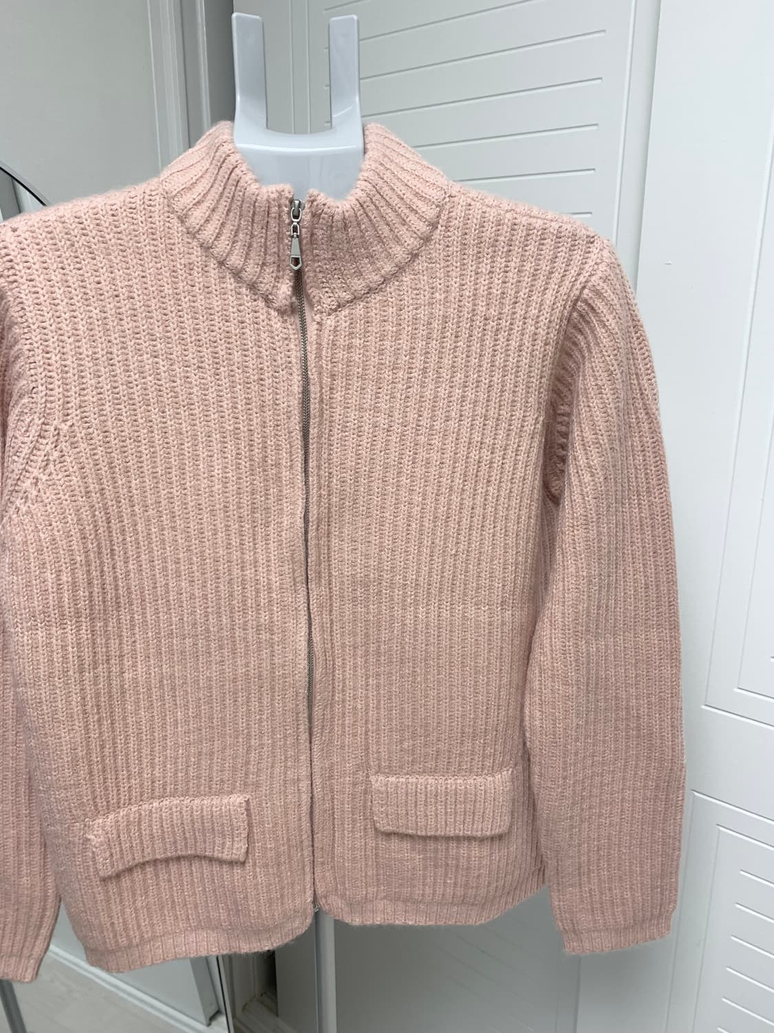 더히스토리 니트집업 새상품 상품이미지2