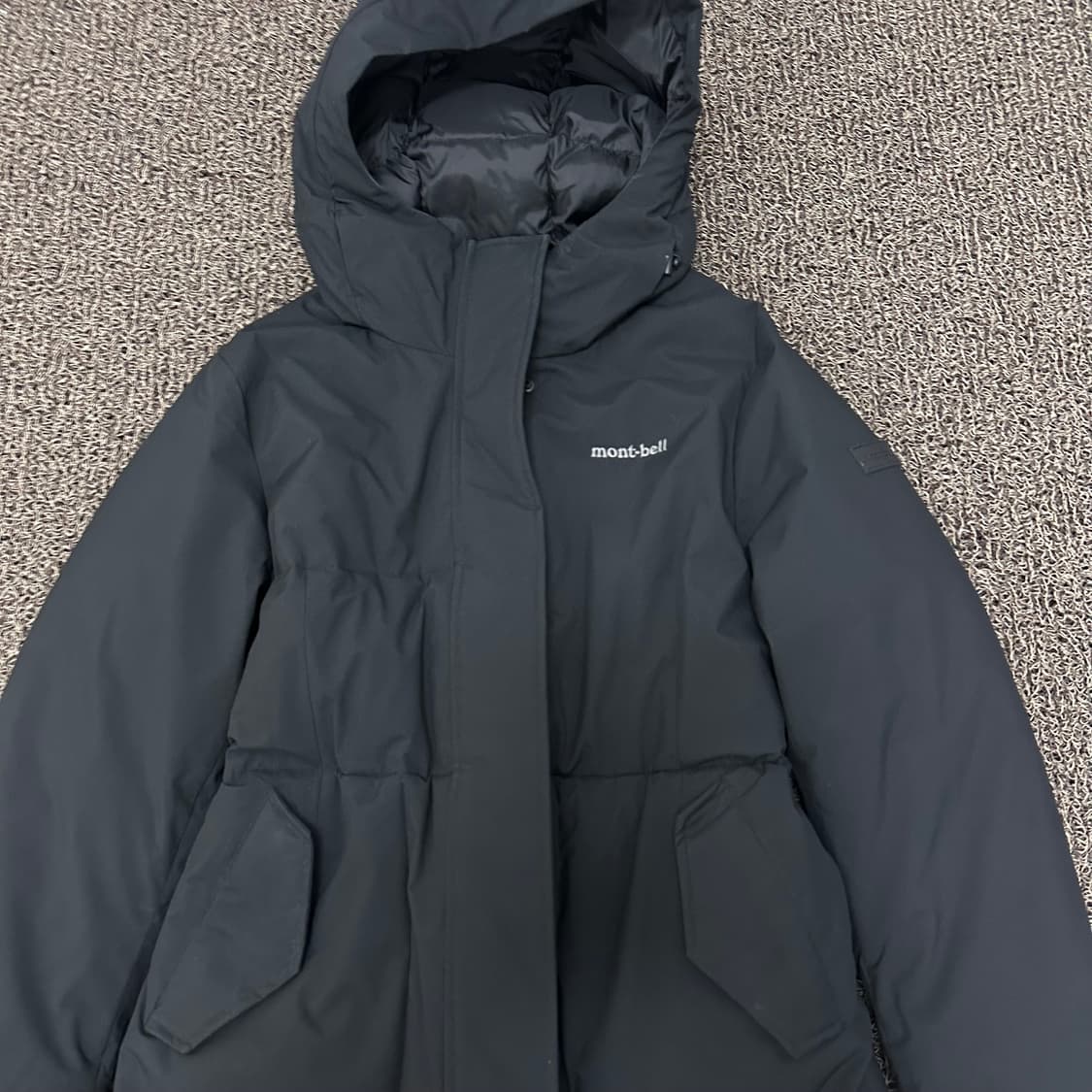 montbell 몽벨 여성 패딩 점퍼 블랙 90(S) 상품이미지2