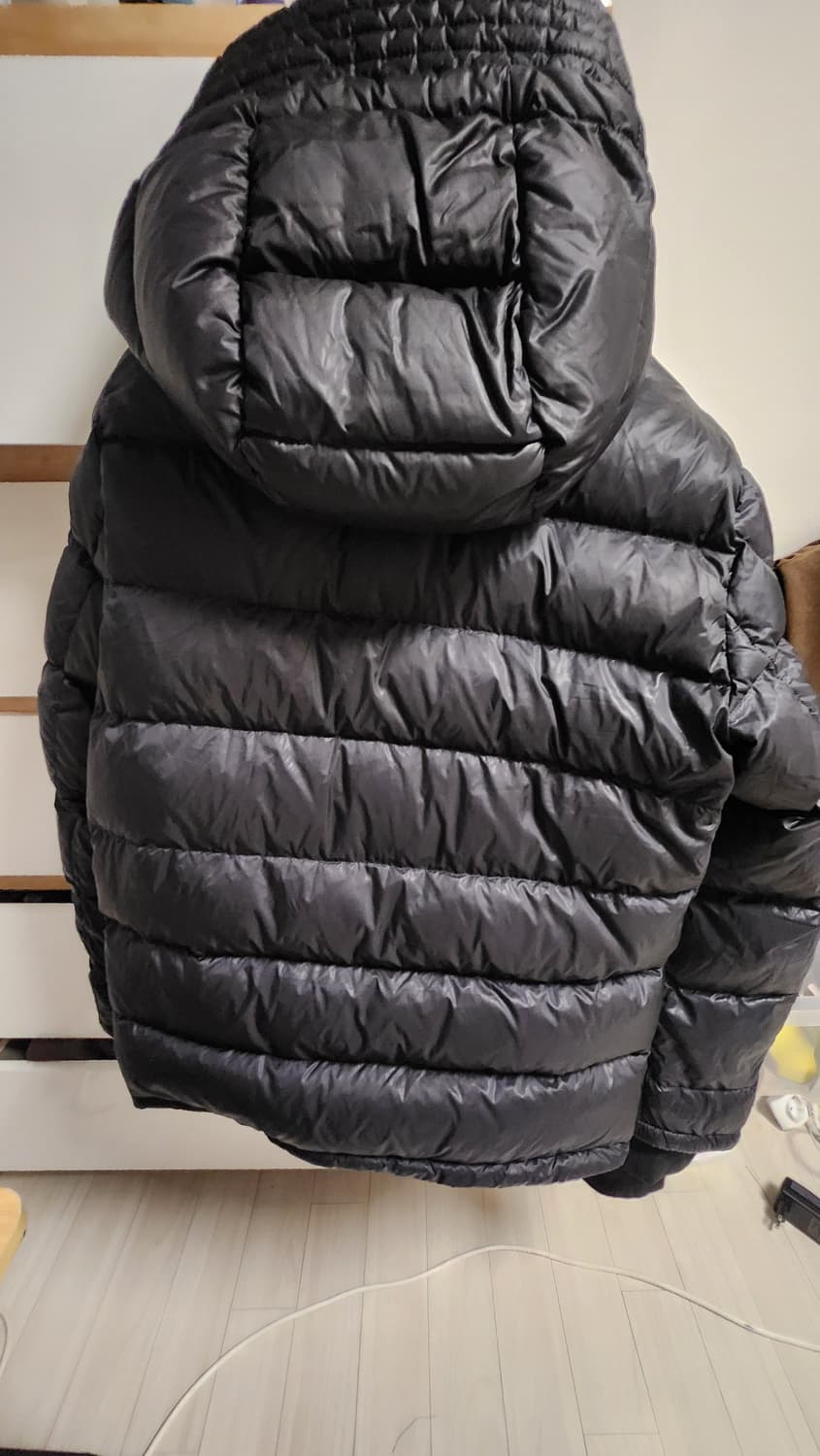 정품) 몽클레어 Basile 바질 패딩.4사이즈. 국내.110~ 상품이미지2