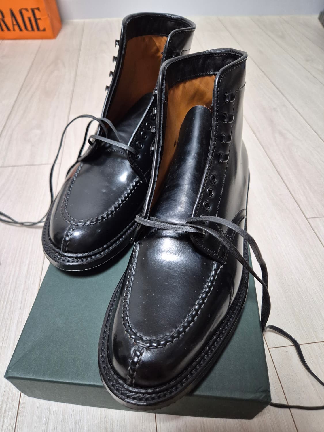 알든 탱커부츠 블랙쉘코도반 6.5D 상품이미지1