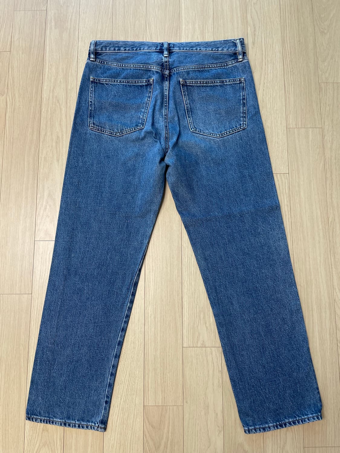 [31] 유니클로u 레귤러피트진 중청 상품이미지2