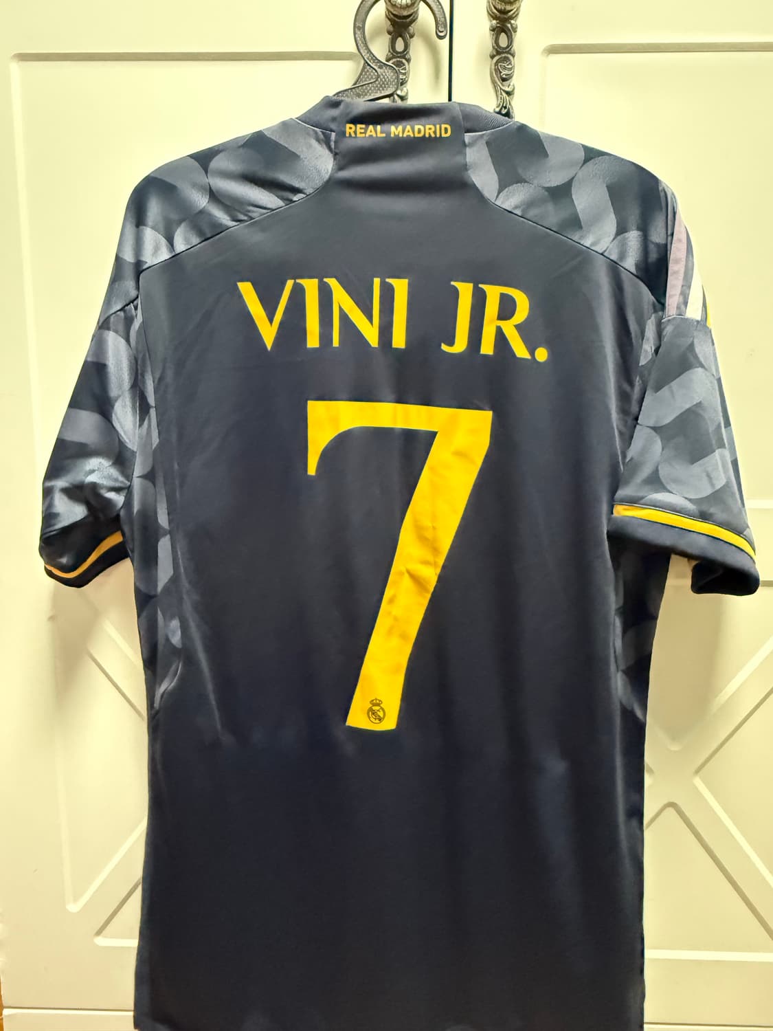 23-24 레알 마드리드 비니시우스 유니폼 상품이미지2