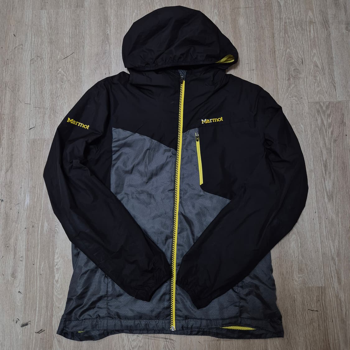 마모트 아메리칸 마운틴 수트 후드 바람막이 자켓 L(100) 상품이미지1