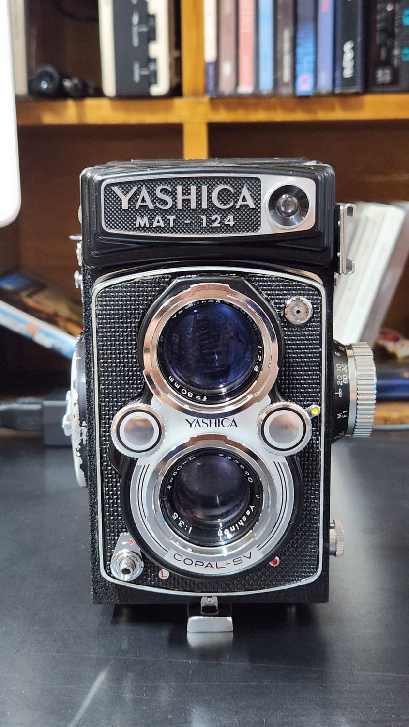야시카맷 YASHICA MAT-124 이안카메라 상품이미지1