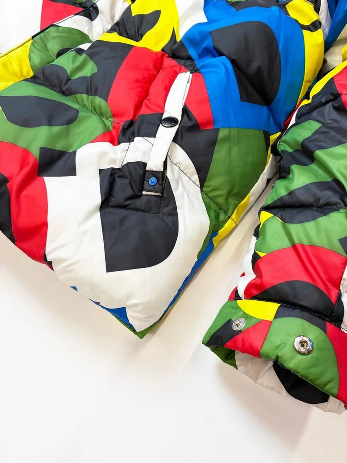 아디다스 멀티 블록 패턴 대장급 푸퍼 패딩 PN5432 상품이미지5