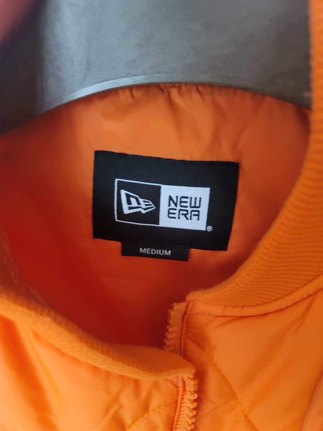 뉴에라 오렌지 퀄팅자켓 M 95~100사이즈 상태극상

 상품이미지5