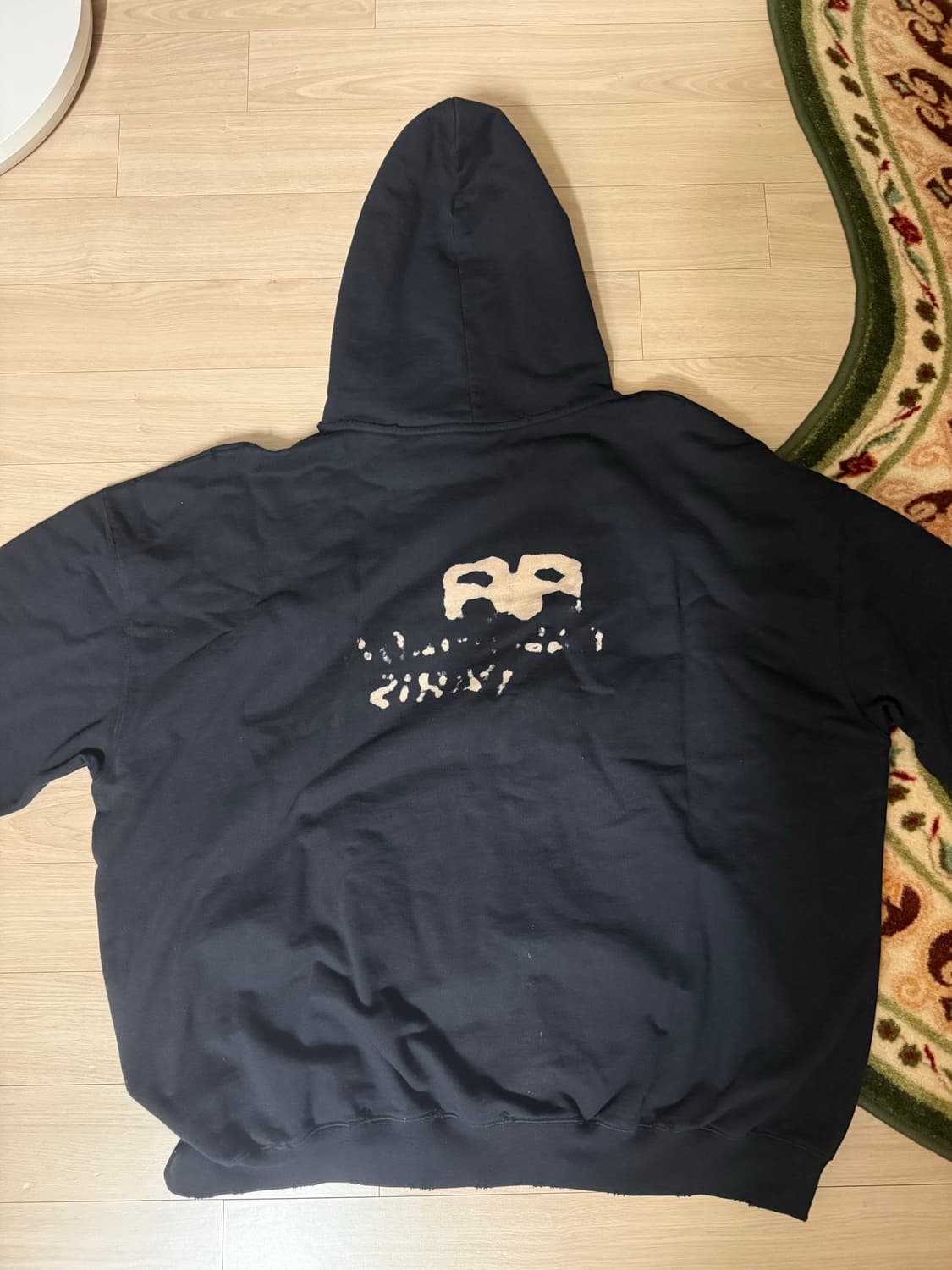 발렌시아가 BB로고 후드티  상품이미지3