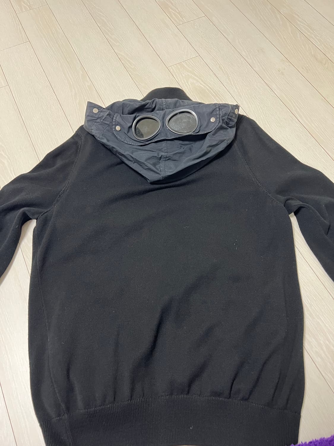 CP컴퍼니 집업후드니트 L 100 상품이미지2