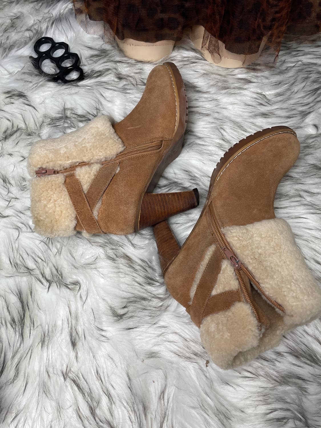 UGG 갸루 스웨이드 부츠힐 상품이미지5