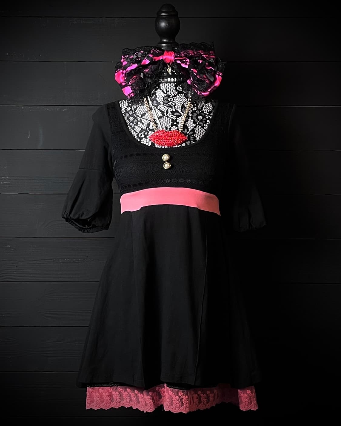 JPN 핑크 라인 갸루 버튼 금장 블랙 원피스 상품이미지1