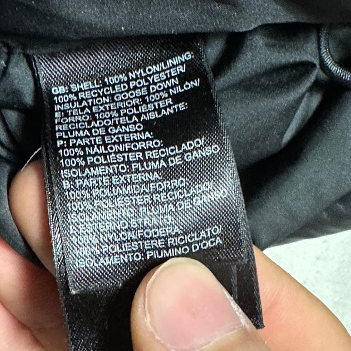 M 노스페이스 블랙 유광 700 눕시 패딩 상품이미지5