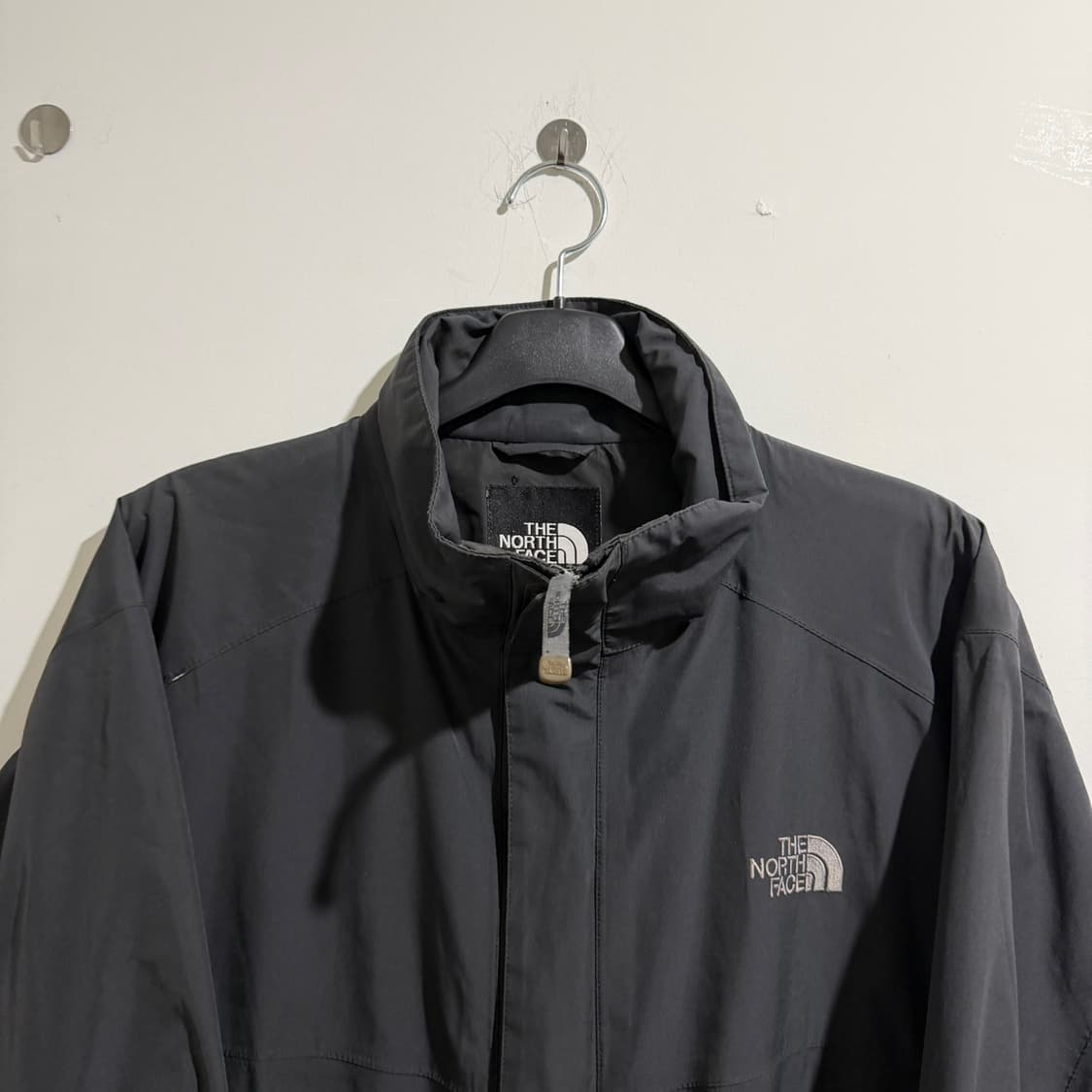 노스페이스 바람막이 자켓 상품이미지2