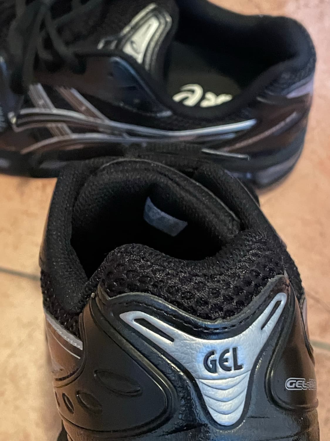 아식스(asics) 젤카야노 14 블랙 퓨어 실버 280 팝니다 상품이미지4