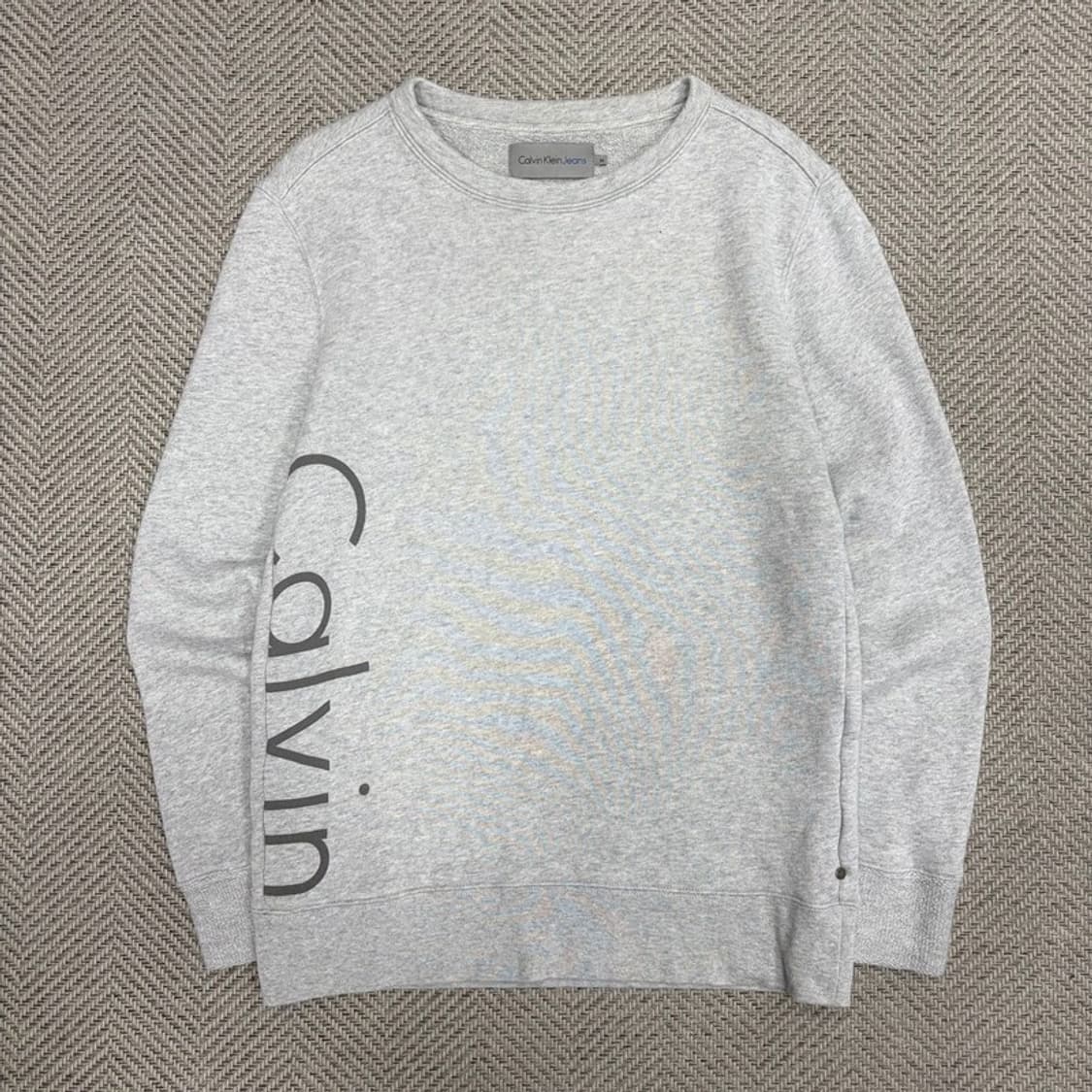 캘빈클라인진스 사이드 로고 맨투맨 v1328 상품이미지1