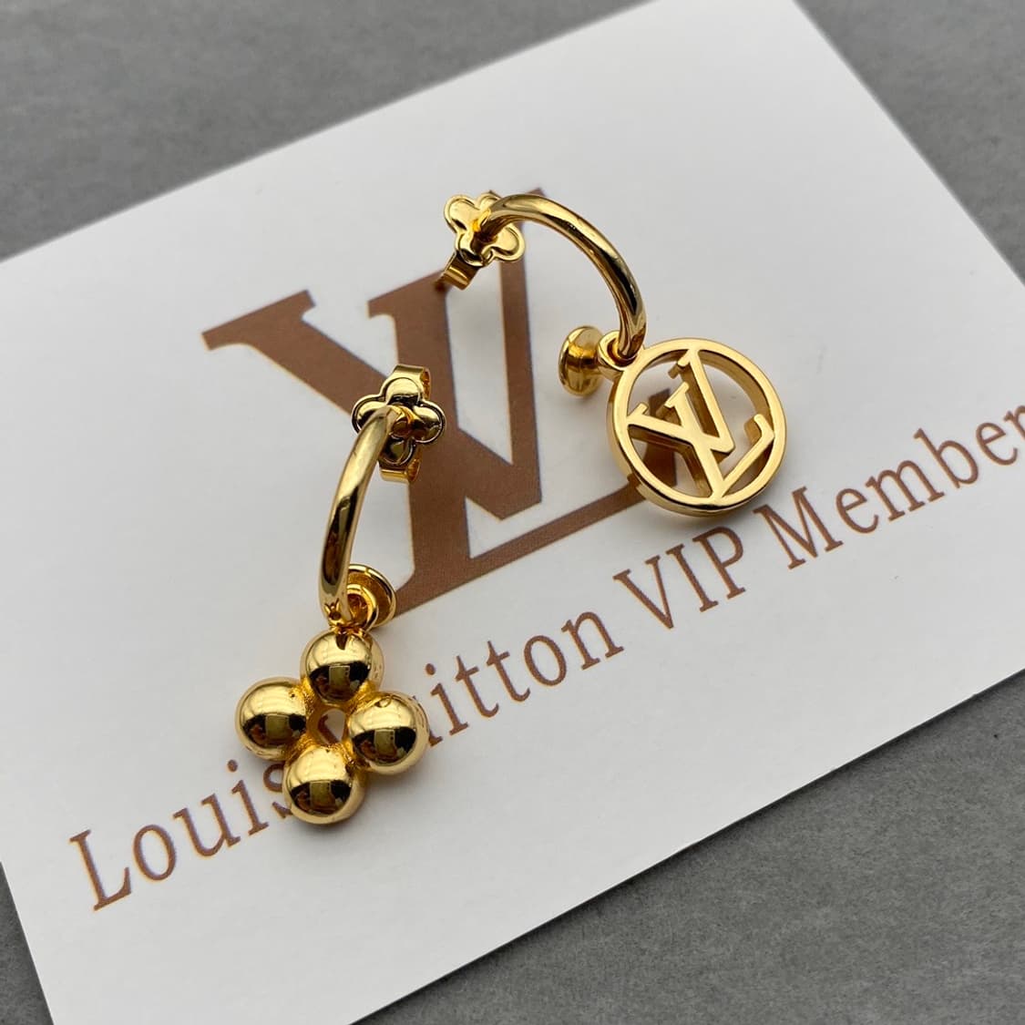 루이비통 귀걸이 드롭 LV 꽃 업사이클링 귀걸이 상품이미지7