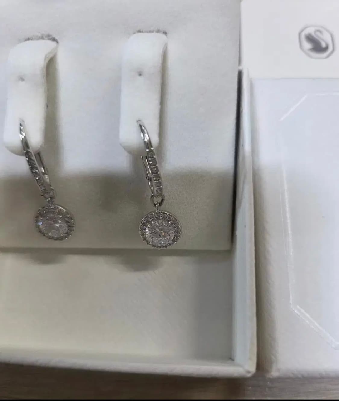 새제품)스와로브스키 신형 콘스텔라 목걸이+귀걸이 세트 정품 상품이미지2