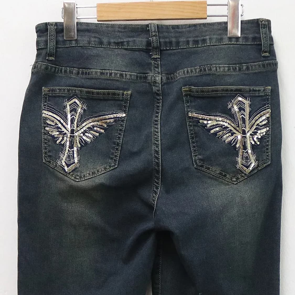 뒷 포켓 자수 포인트 부츠컷 데님 팬츠 62378 상품이미지6