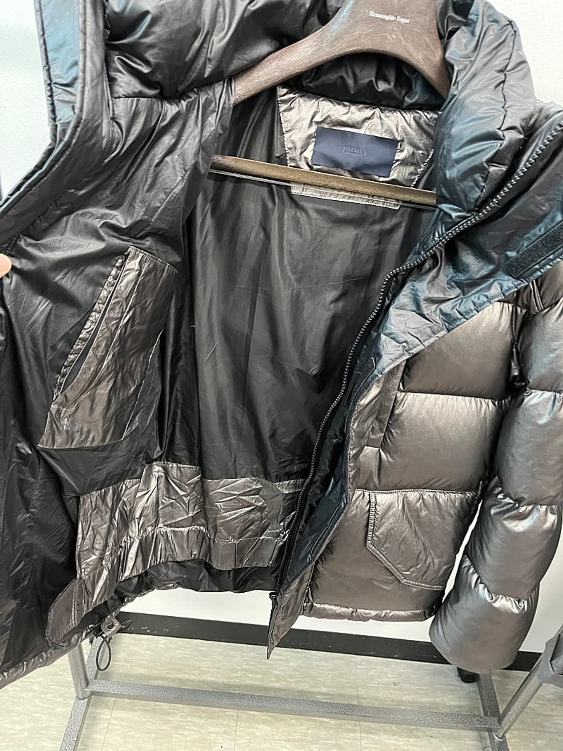 100-105) 준지 메탈릭 오버 다운패딩  상품이미지8