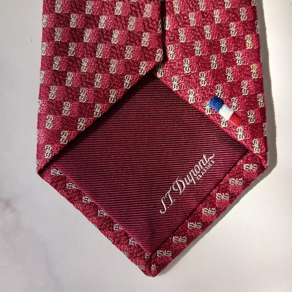 에스.티. 듀퐁 실크 레드 로고 패턴 넥타이 8cm A+등급 E824
 상품이미지9