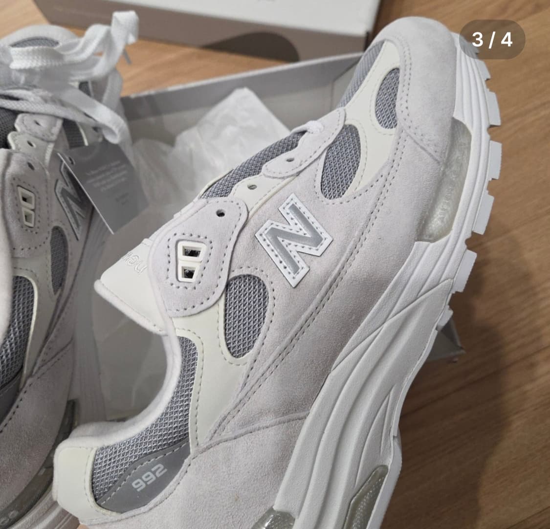 [새상품] 뉴발란스 992 USA 코어 화이트 리플렉션 265 상품이미지3